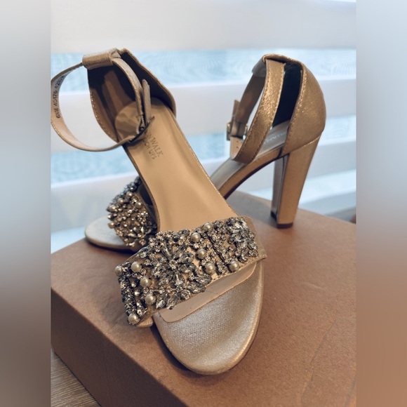Benjamin Walk Touch Ups Heeled Sandals 6.5 Color Champagne. ACCEPTING OFFERS ! - Picture 10 of 11